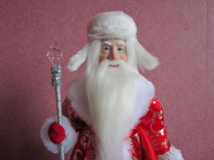 Кукла Дед Мороз в ушанке