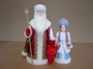 Дед Мороз и Юная Снегурочка