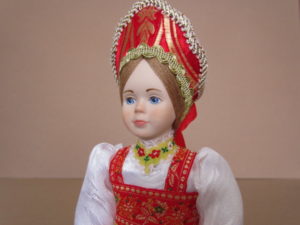 Кукла Полюшка в Русском костюме
